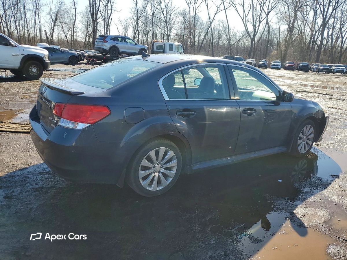Subaru Legacy 2011