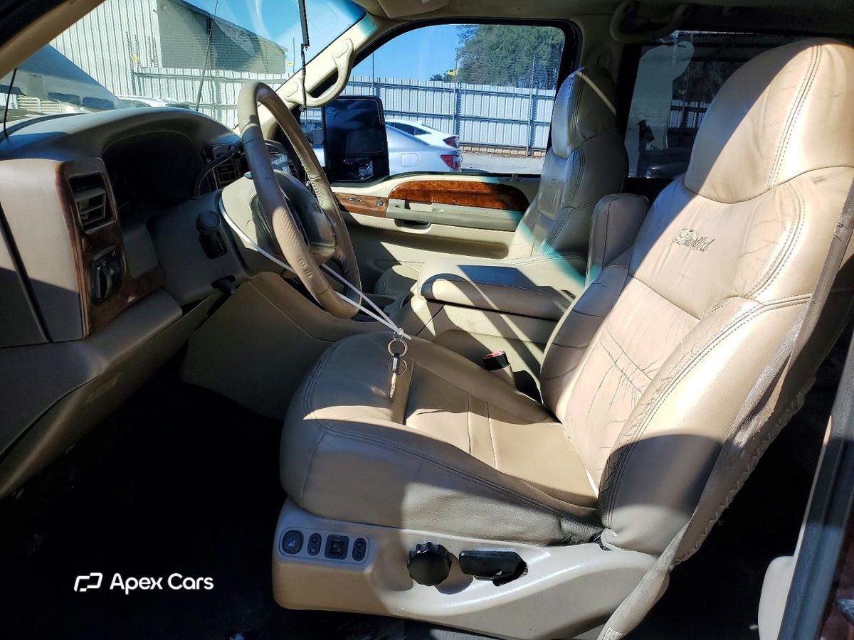 Ford Excursion 2000