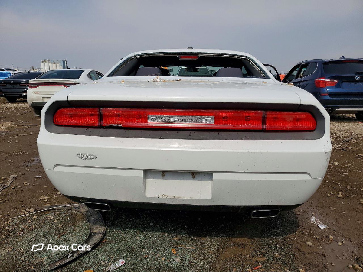 Dodge Challenger 2011