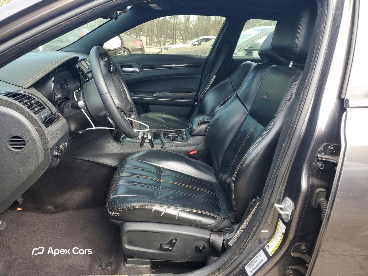 Chrysler 300 2017
