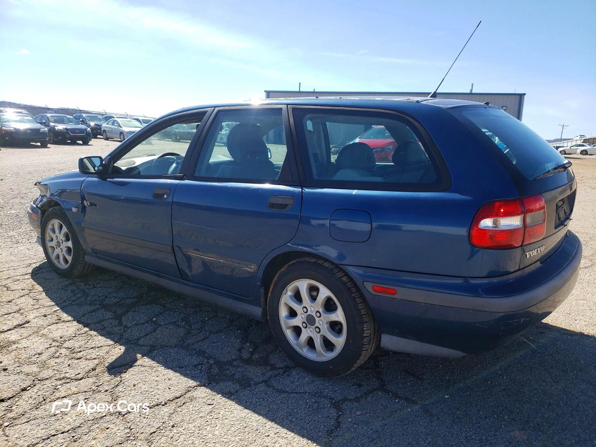 Volvo V40 2000