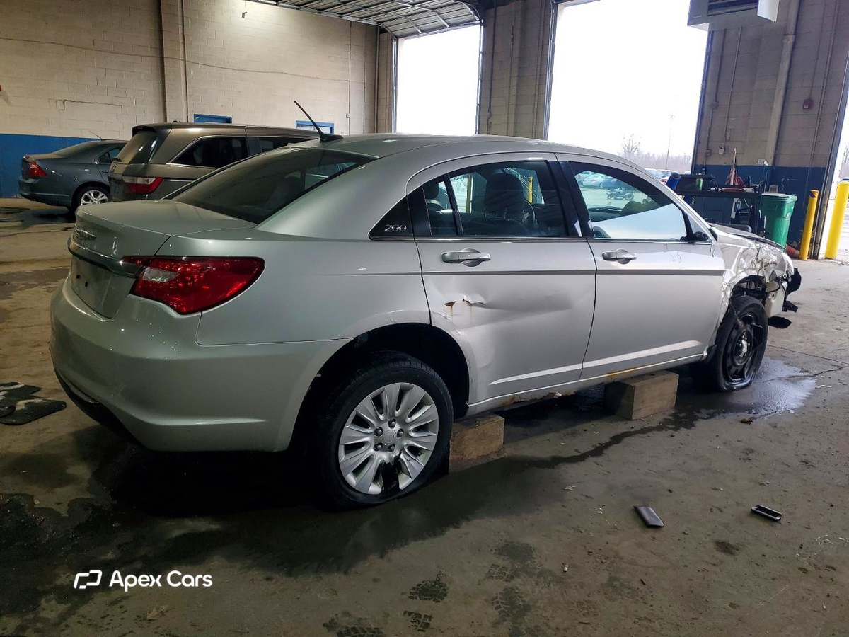 Chrysler 200 2012