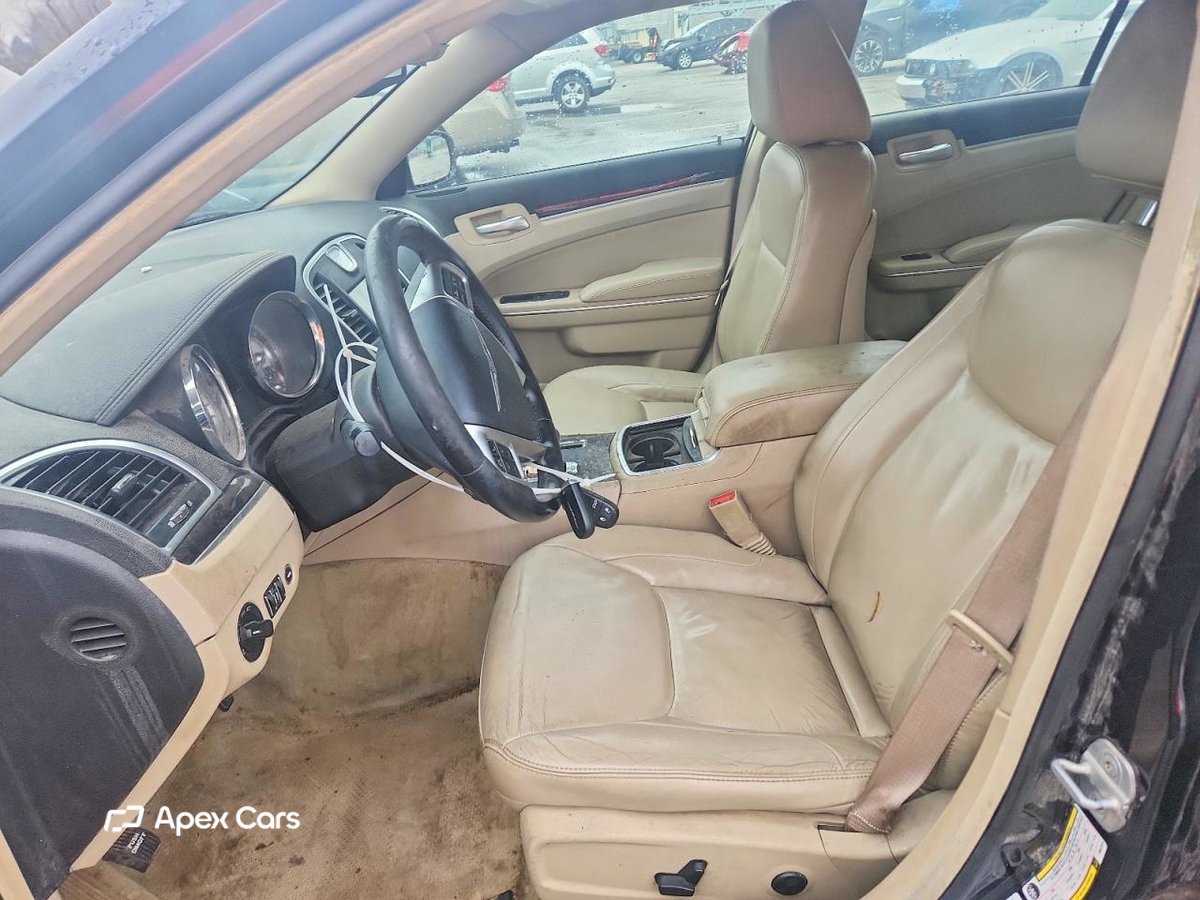 Chrysler 300 2013