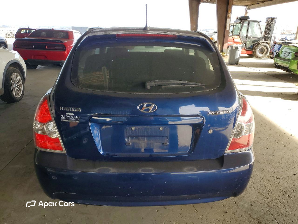 Hyundai Accent 2010