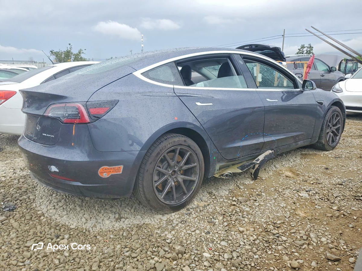 Tesla Model 3 2018