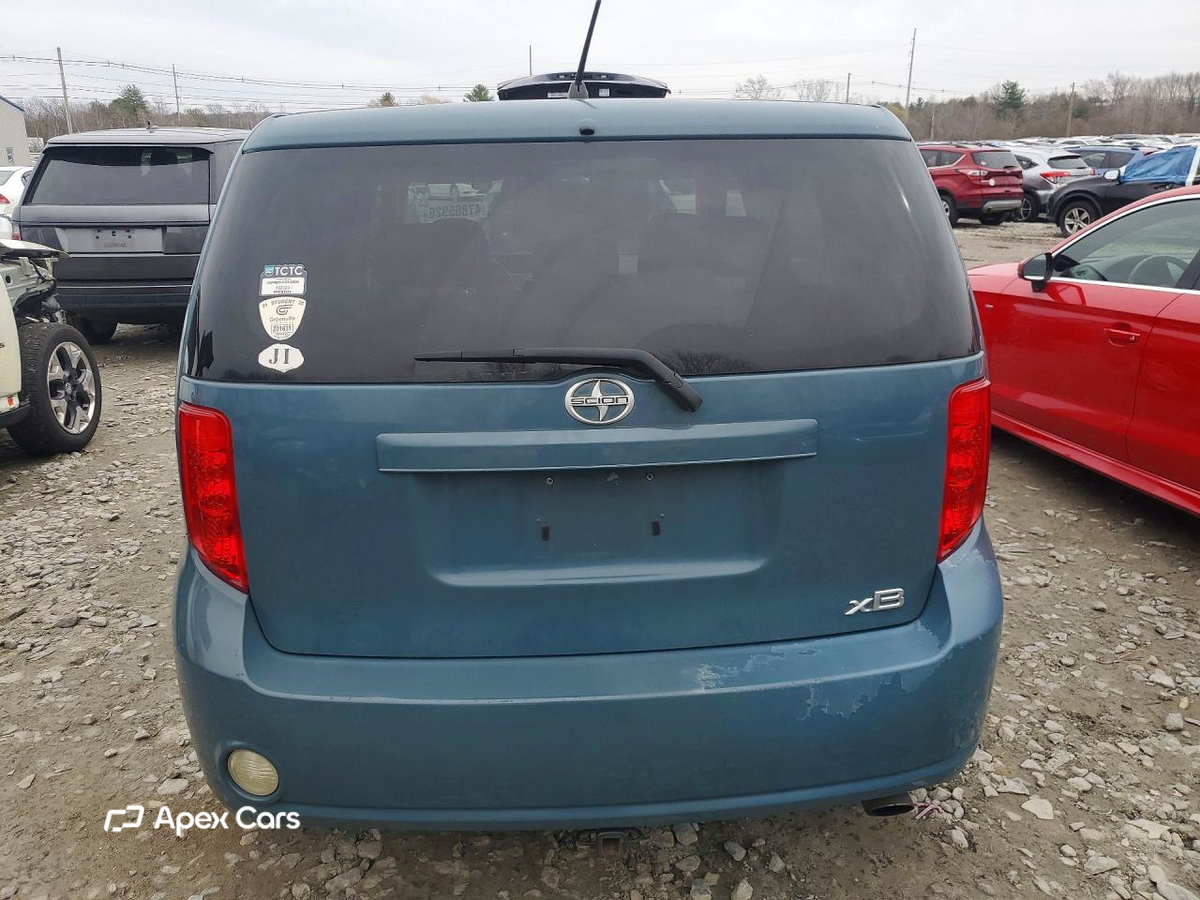 Scion xB 2008