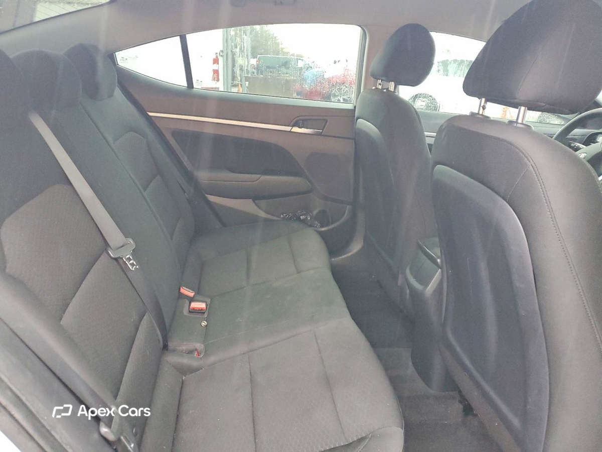 Hyundai Elantra 2020