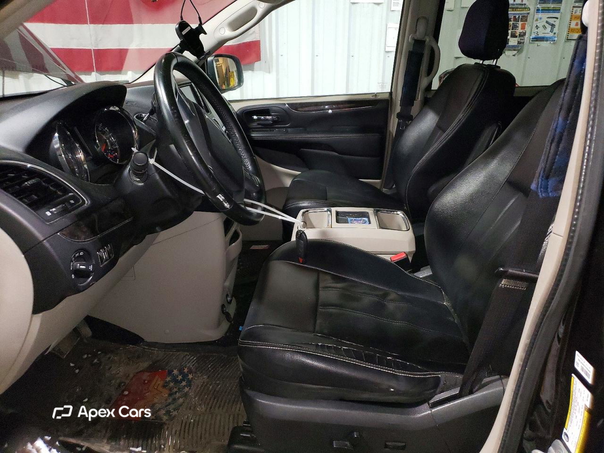 Chrysler Voyager 2013