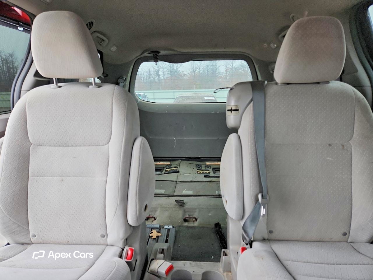 Toyota Sienna 2016