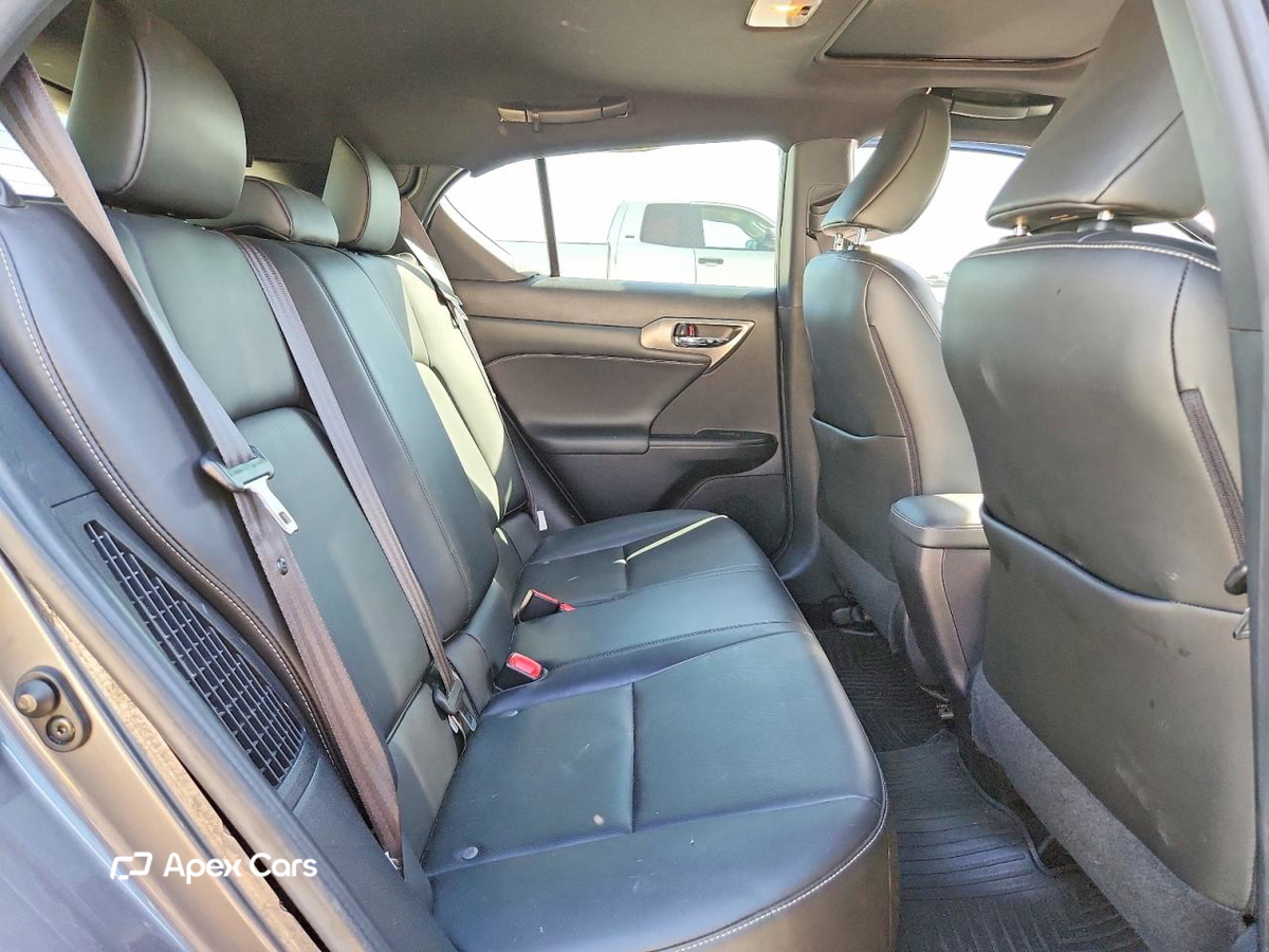 Lexus CT 2015