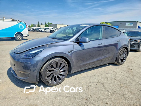 Tesla Model Y 2023 - Image 1 of 13