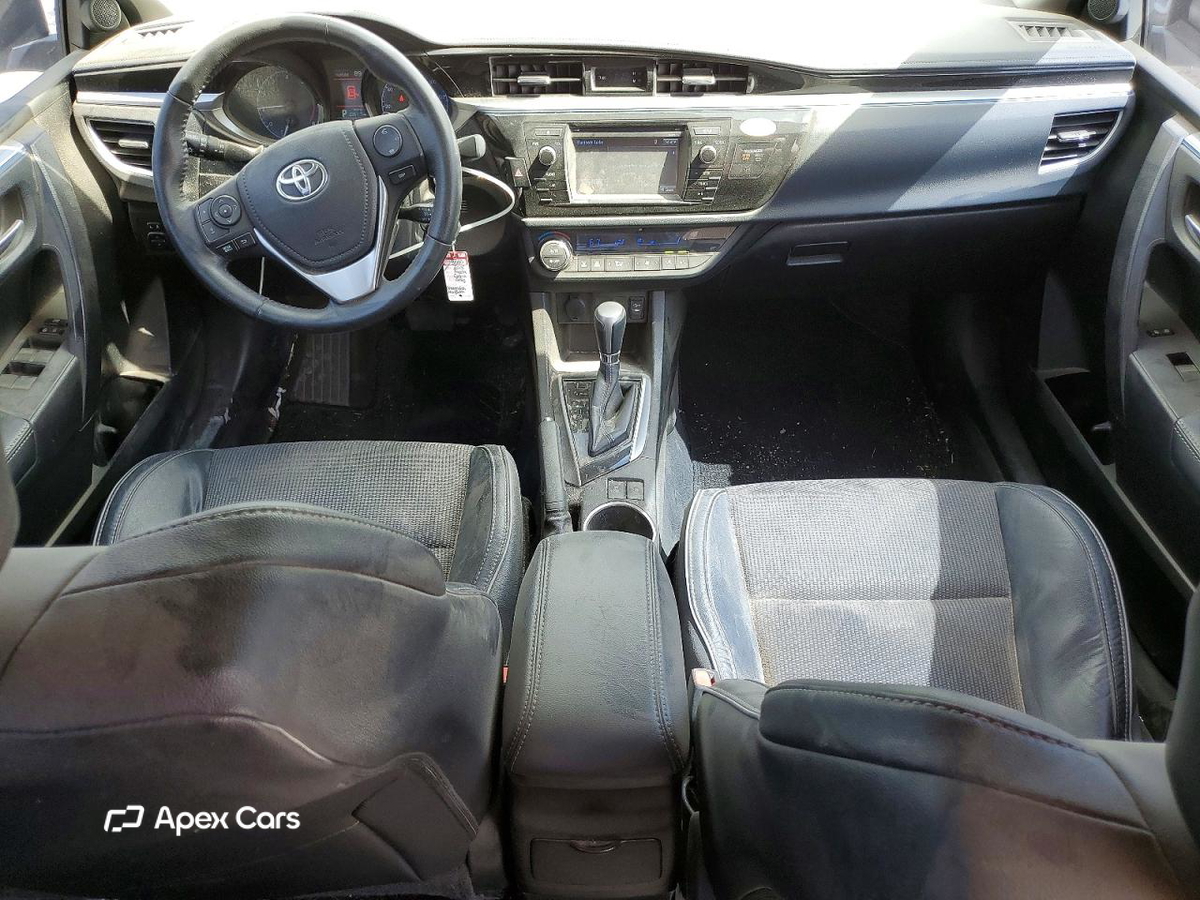 Toyota Corolla 2015