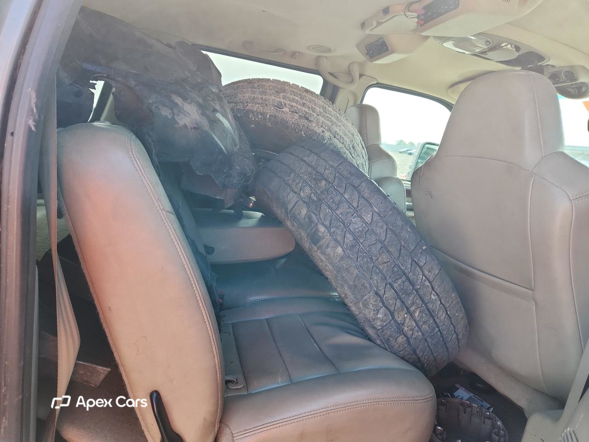 Ford Excursion 2005