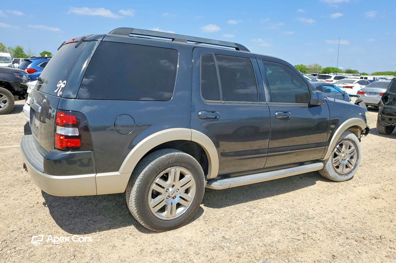 Ford Explorer 2010