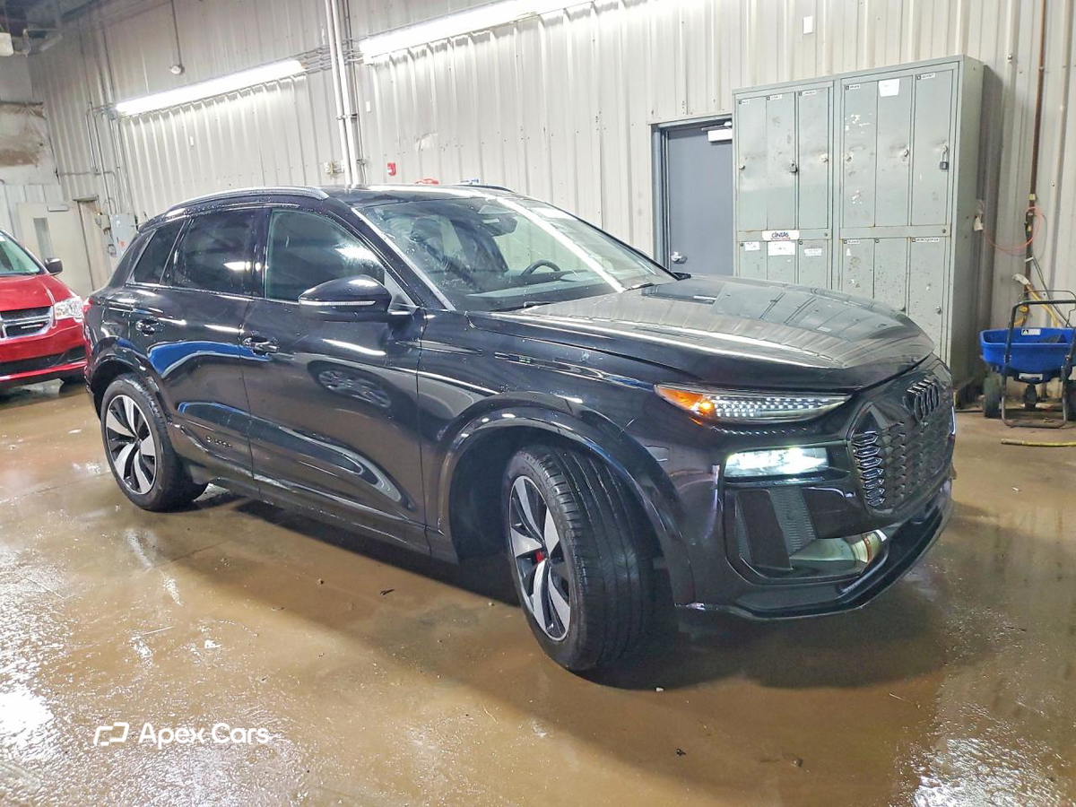 Audi SQ8 2025