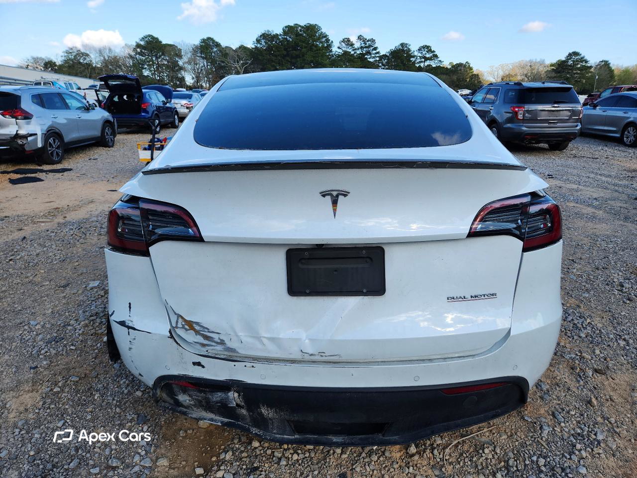Tesla Model Y 2022