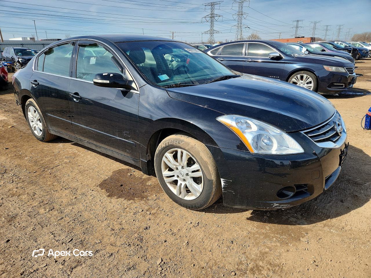 Nissan Altima 2012
