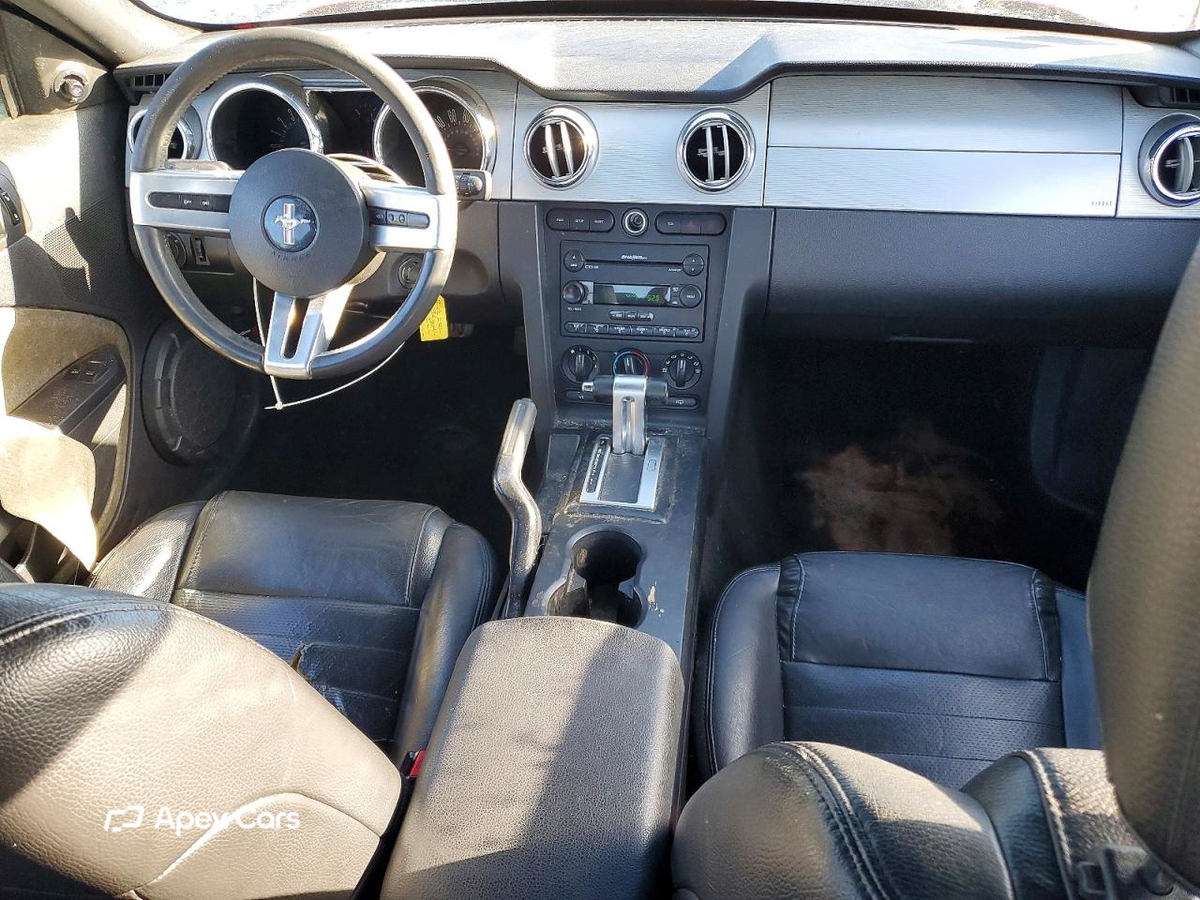 Ford Mustang 2005