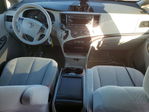 Toyota Sienna 2011