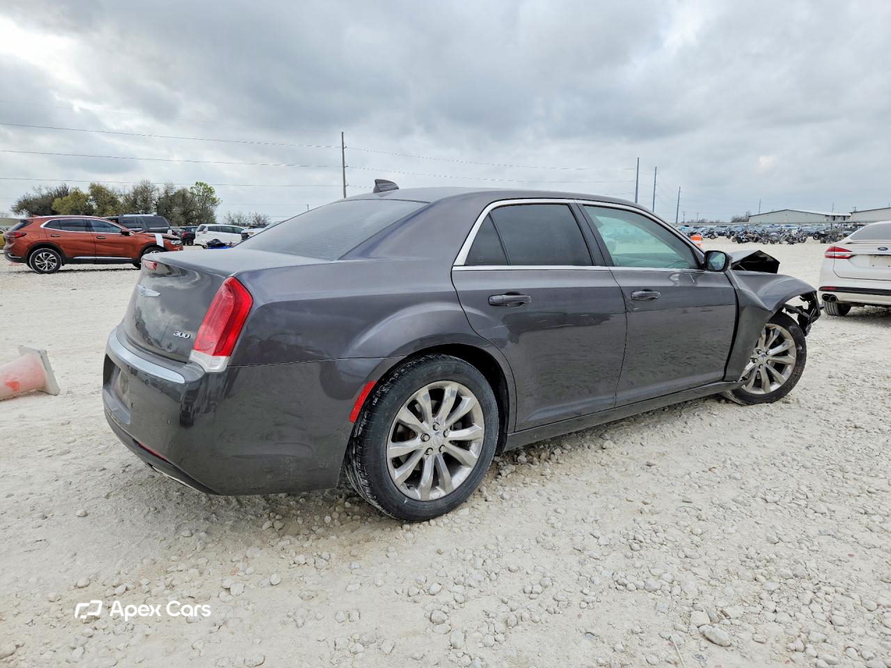 Chrysler 300 2021