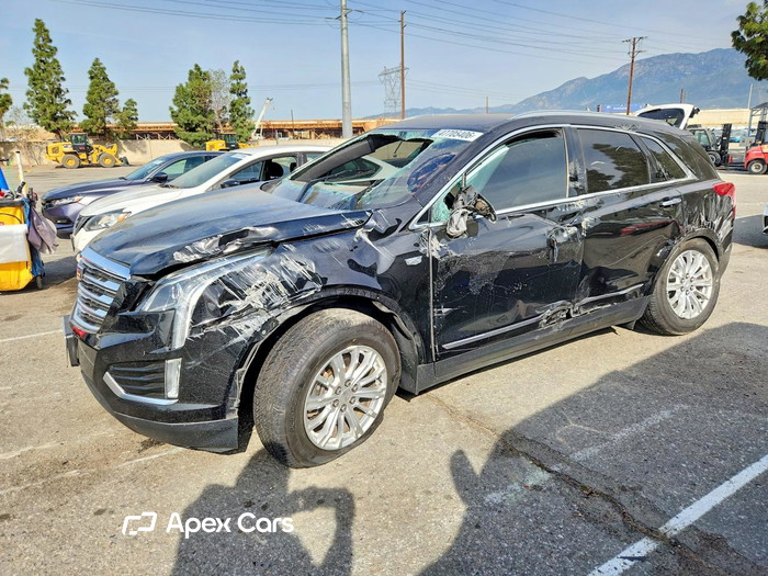 2017 Cadillac XT5 - Image 1 of 5
