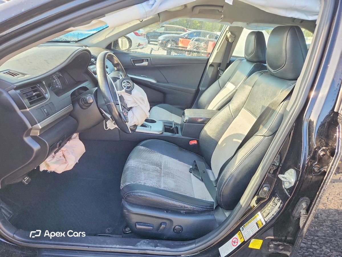 Toyota Camry 2012