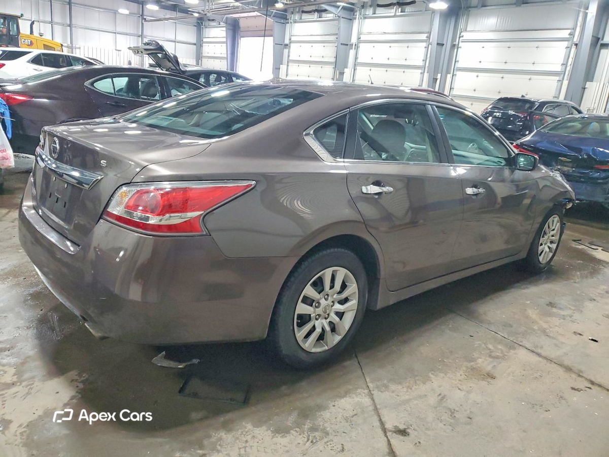 Nissan Altima 2015