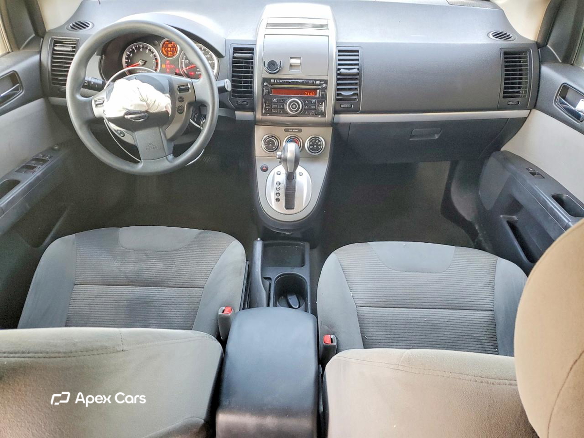 Nissan Sentra 2011
