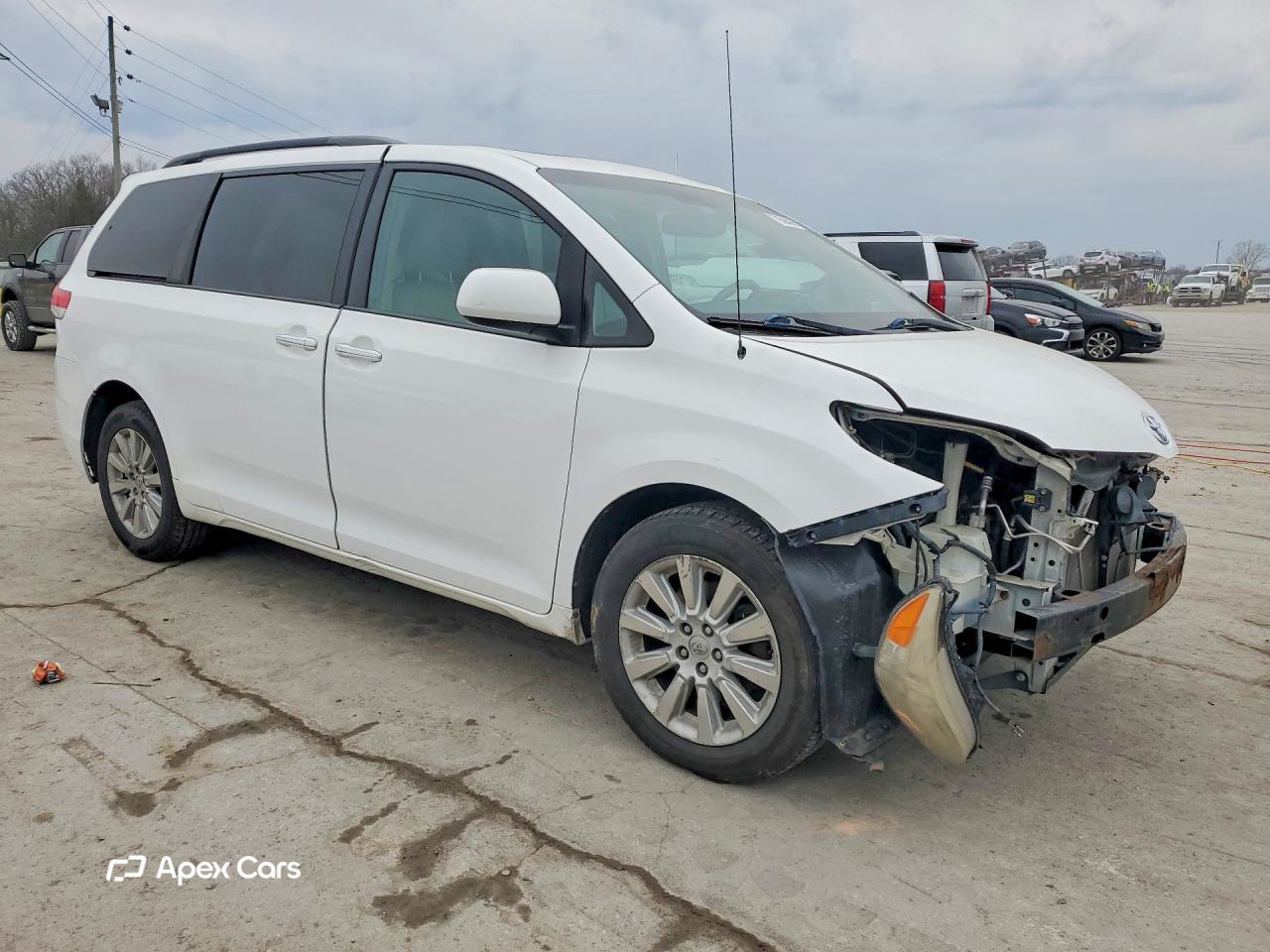 Toyota Sienna 2013