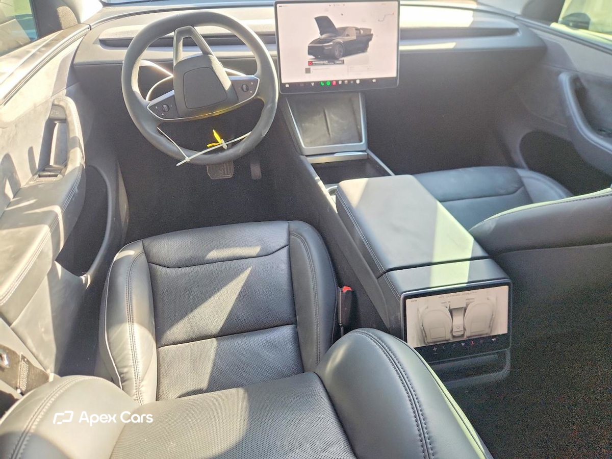 Tesla Model Y 2026