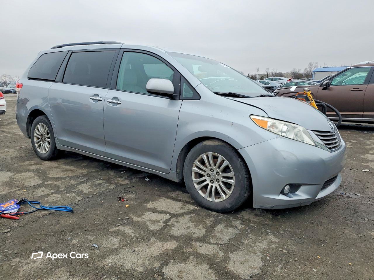 Toyota Sienna 2011