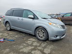Toyota Sienna 2011