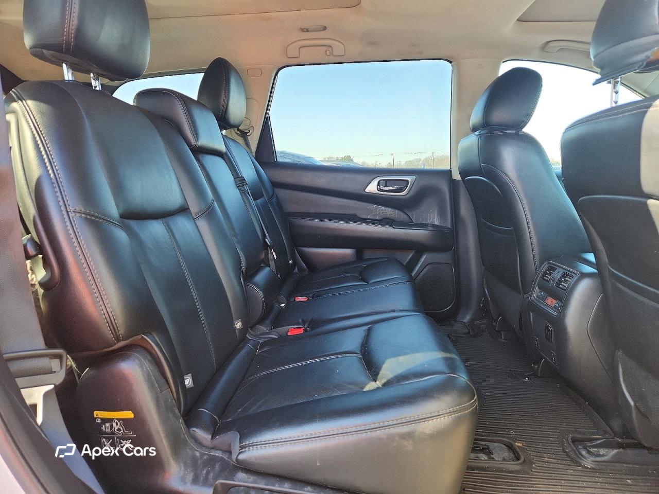 Nissan Pathfinder 2015
