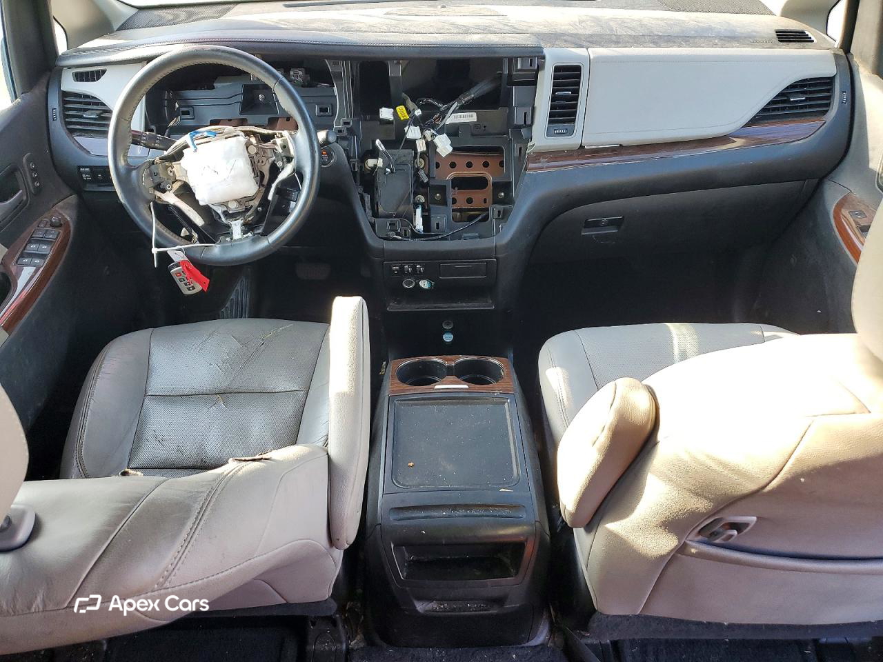 Toyota Sienna 2016