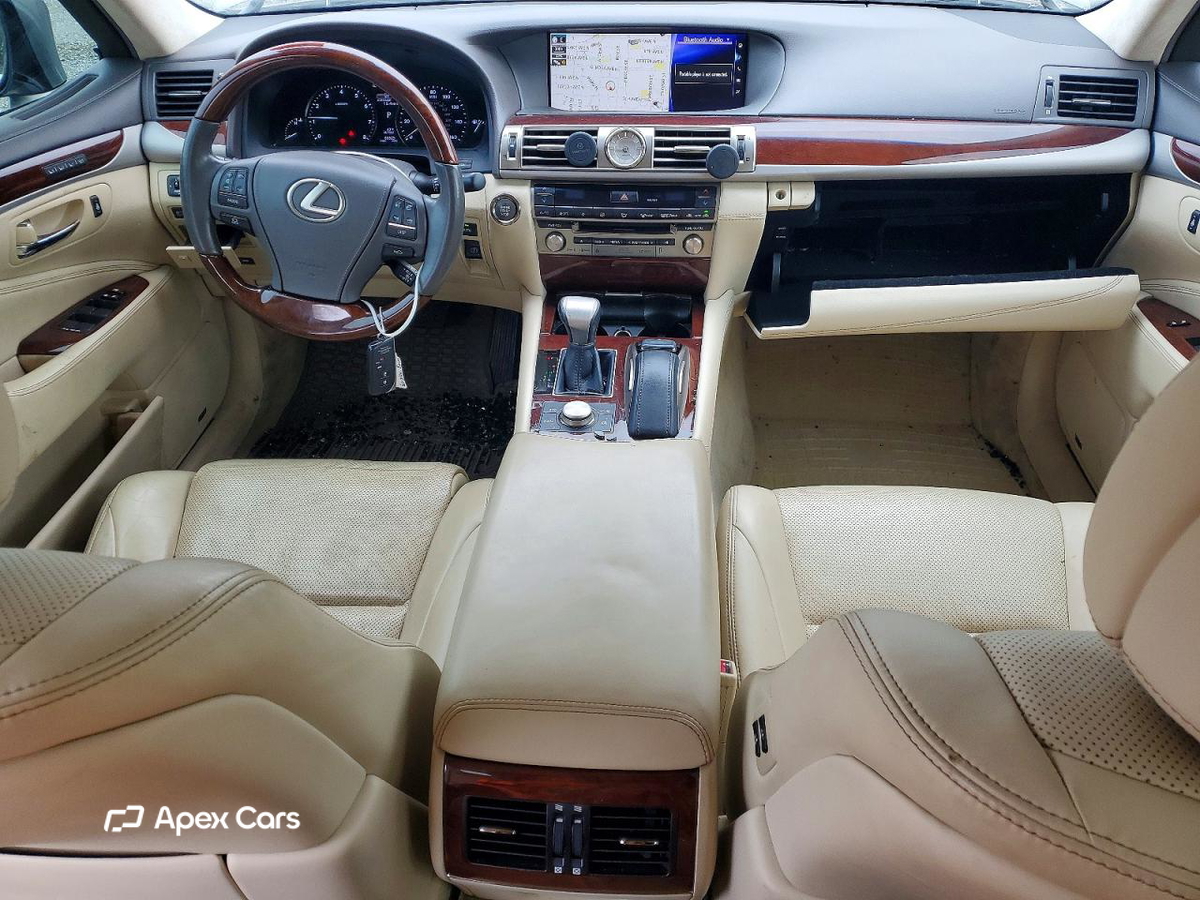 Lexus LS 2016