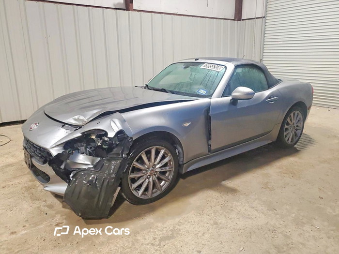 2017 Fiat 124 Spider - Image 1 of 5