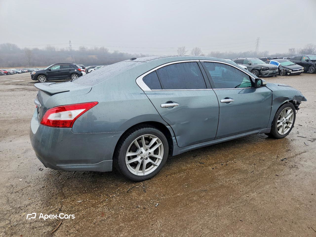 Nissan Maxima 2010