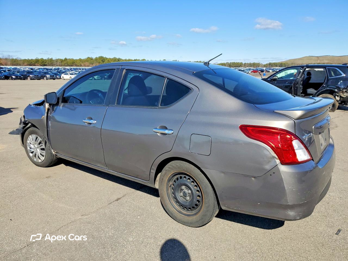 Nissan Versa 2017