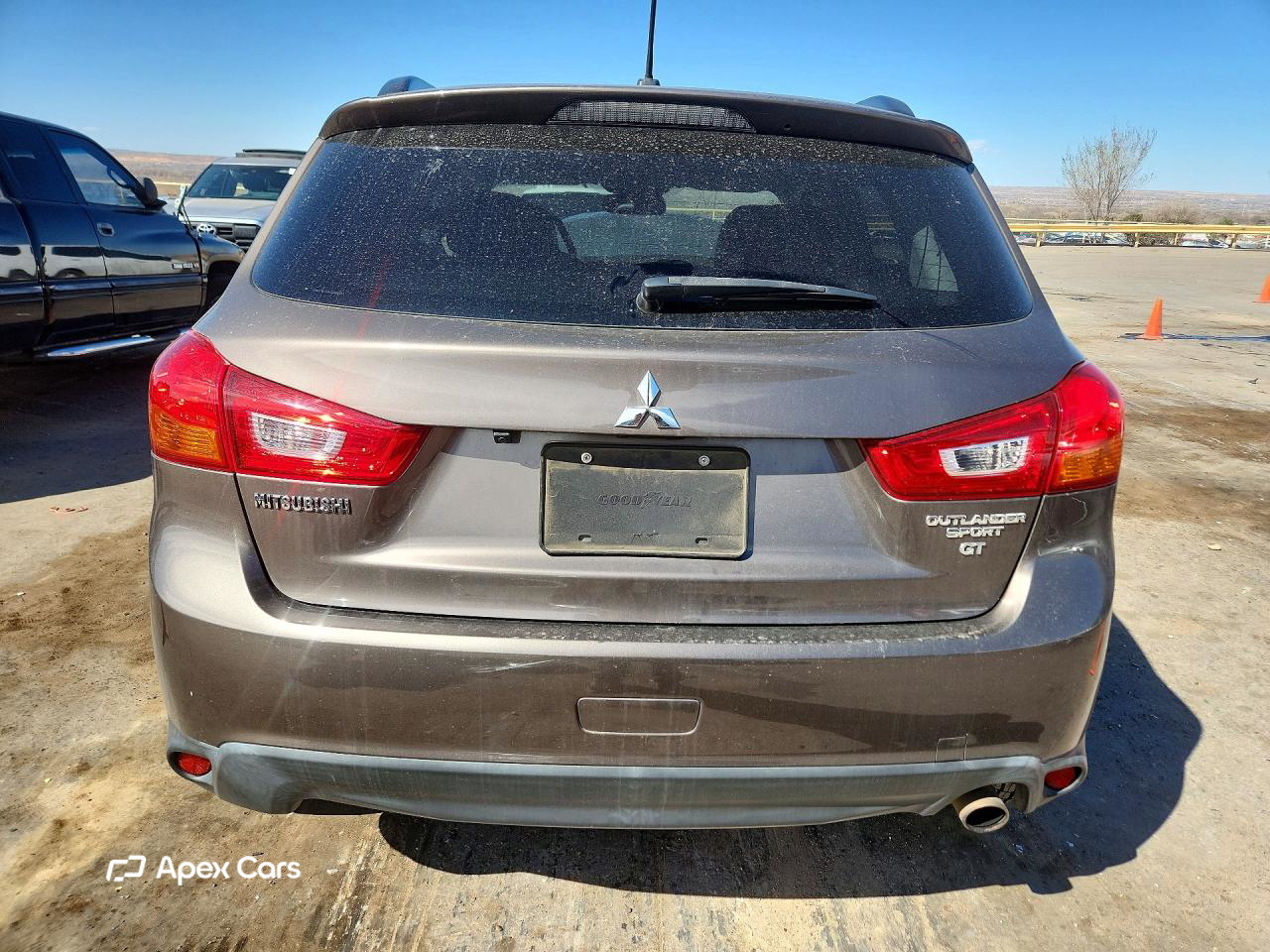 Mitsubishi Outlander 2016
