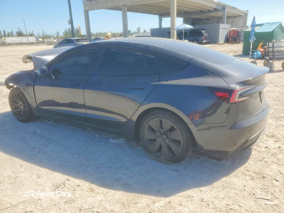 Tesla Model 3 2025