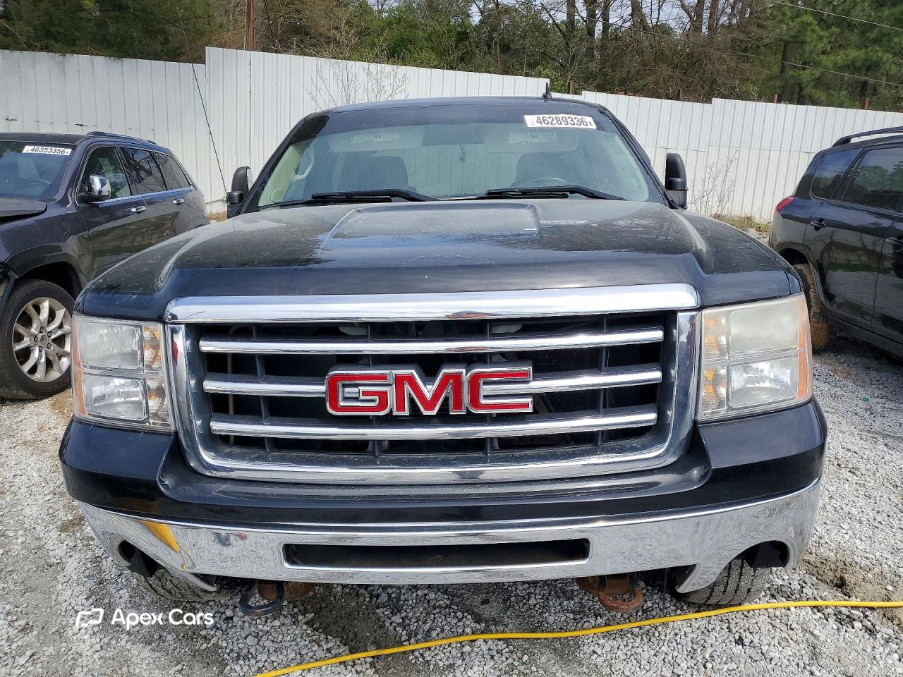 GMC Sierra 2013