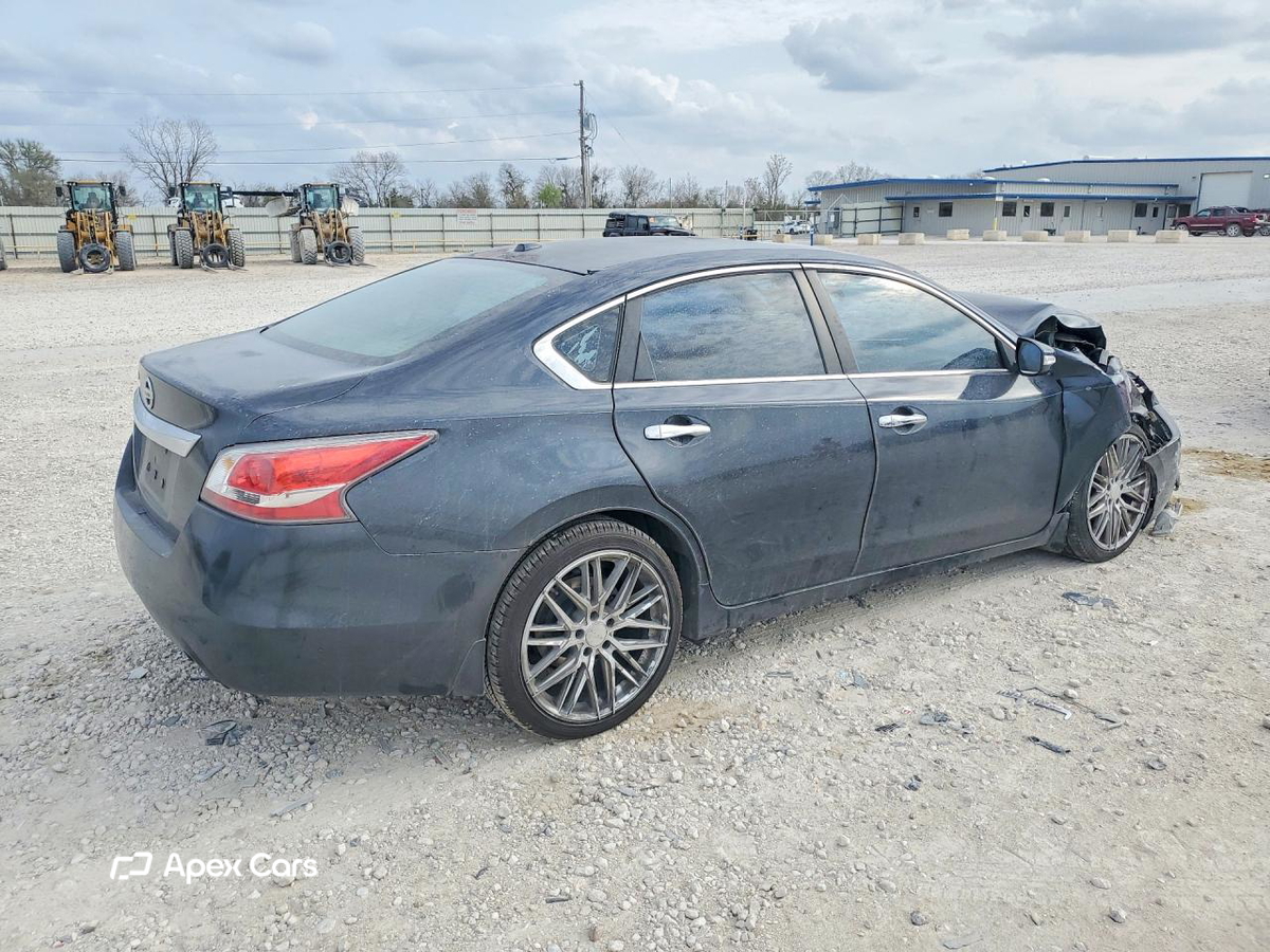 Nissan Altima 2015