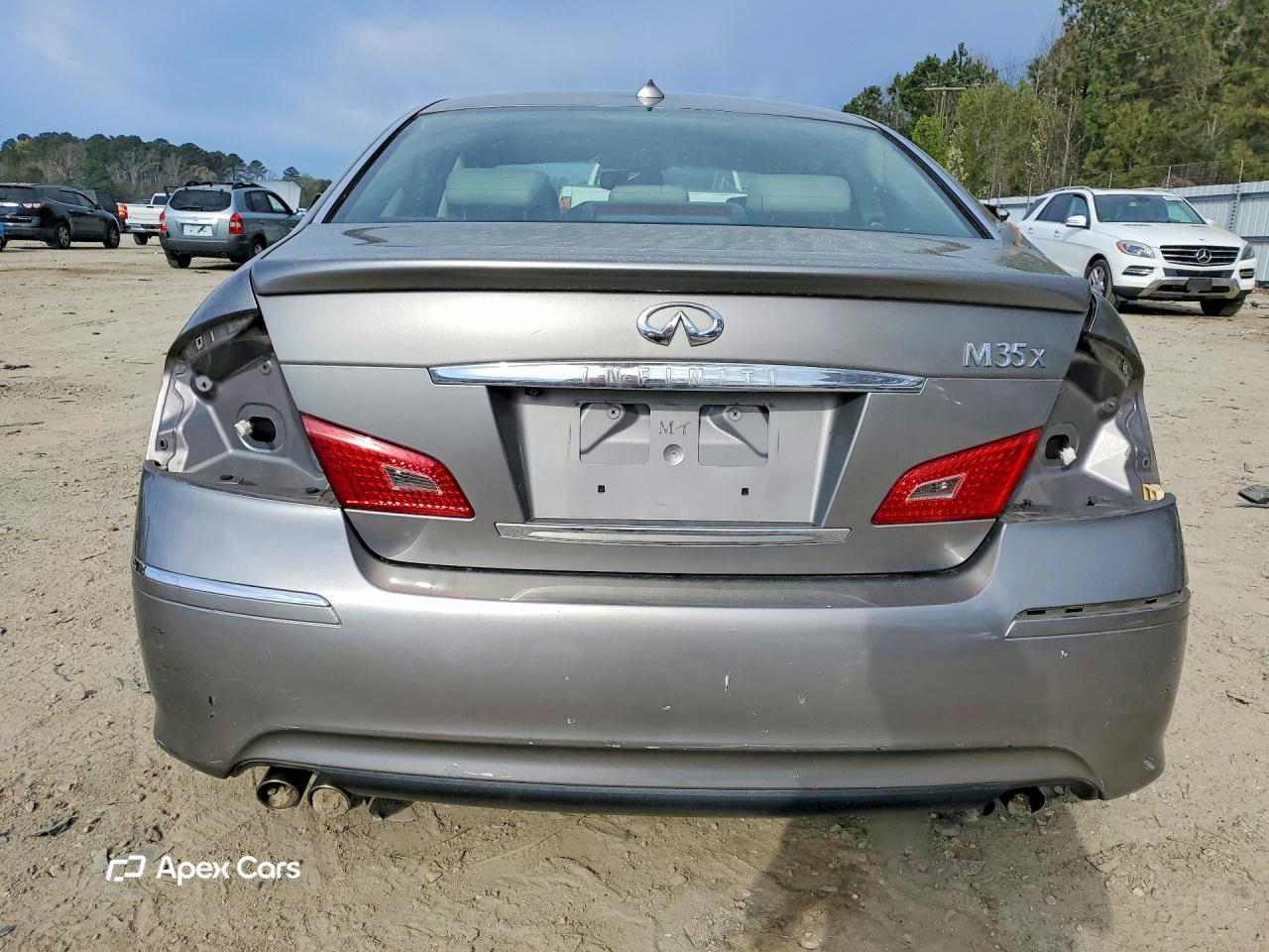 Infiniti M 2008