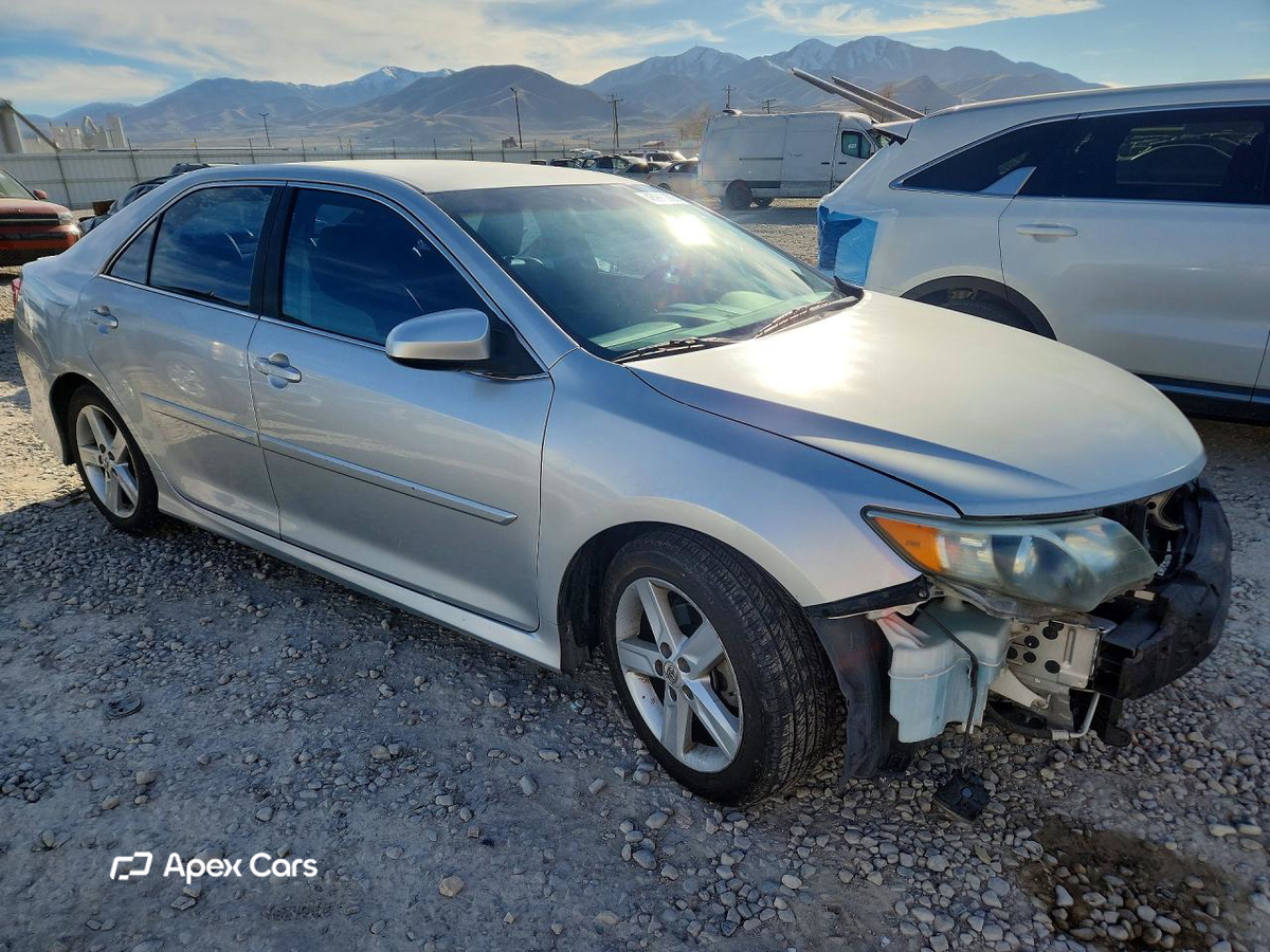 Toyota Camry 2012