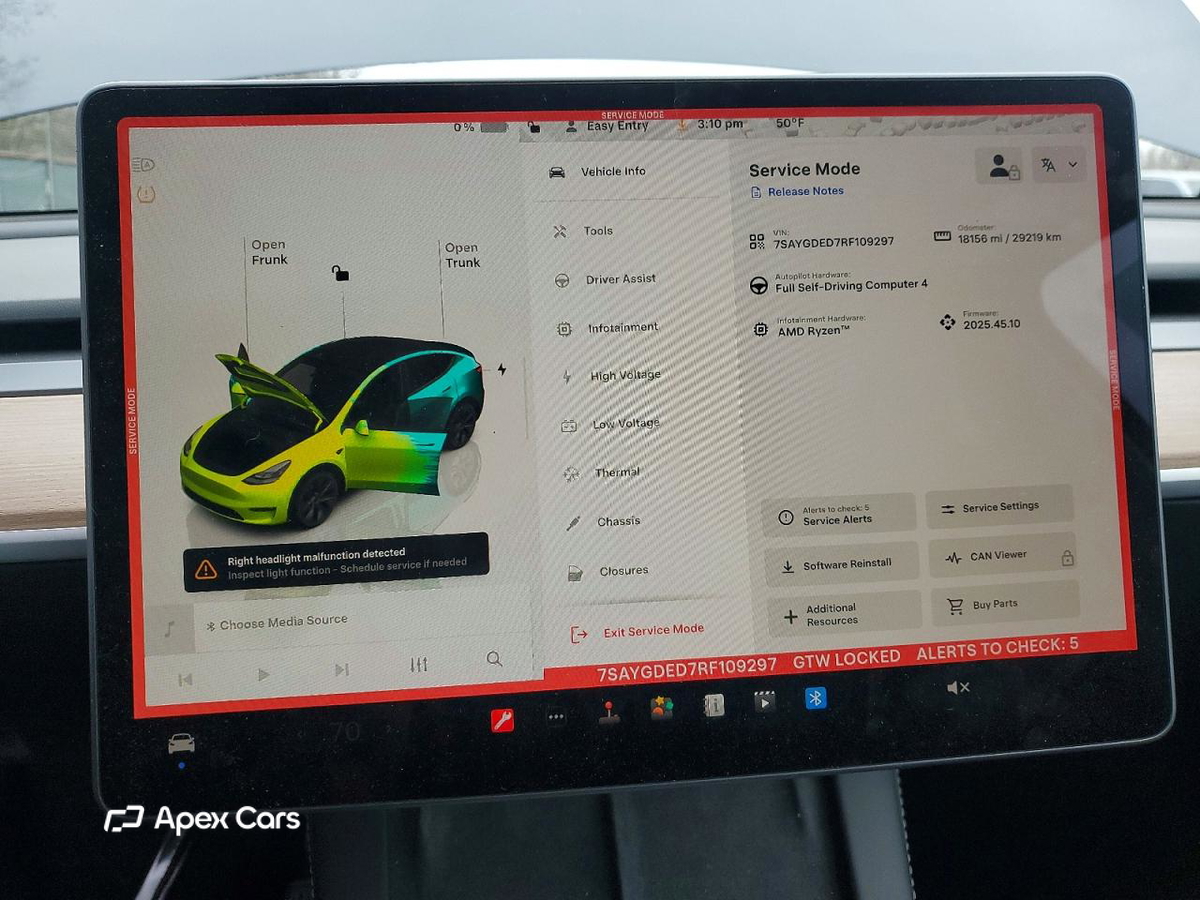 Tesla Model Y 2024