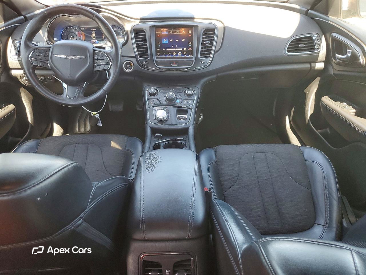 Chrysler 200 2016