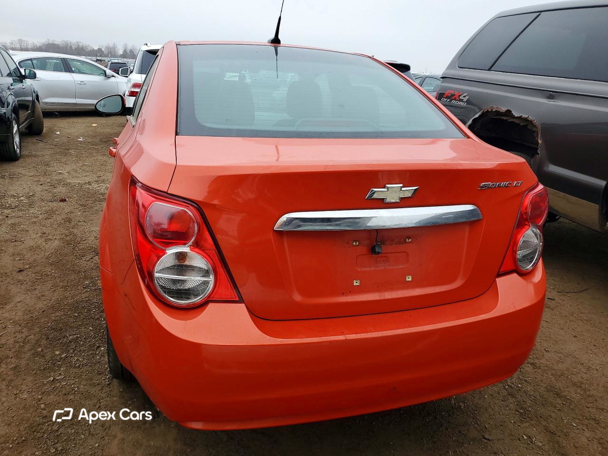 Chevrolet Sonic 2013