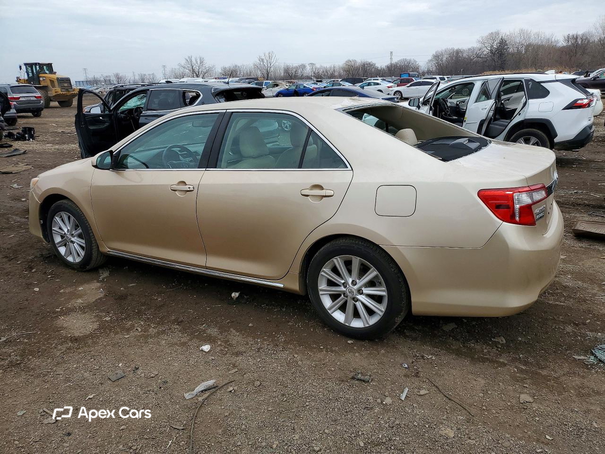Toyota Camry 2012