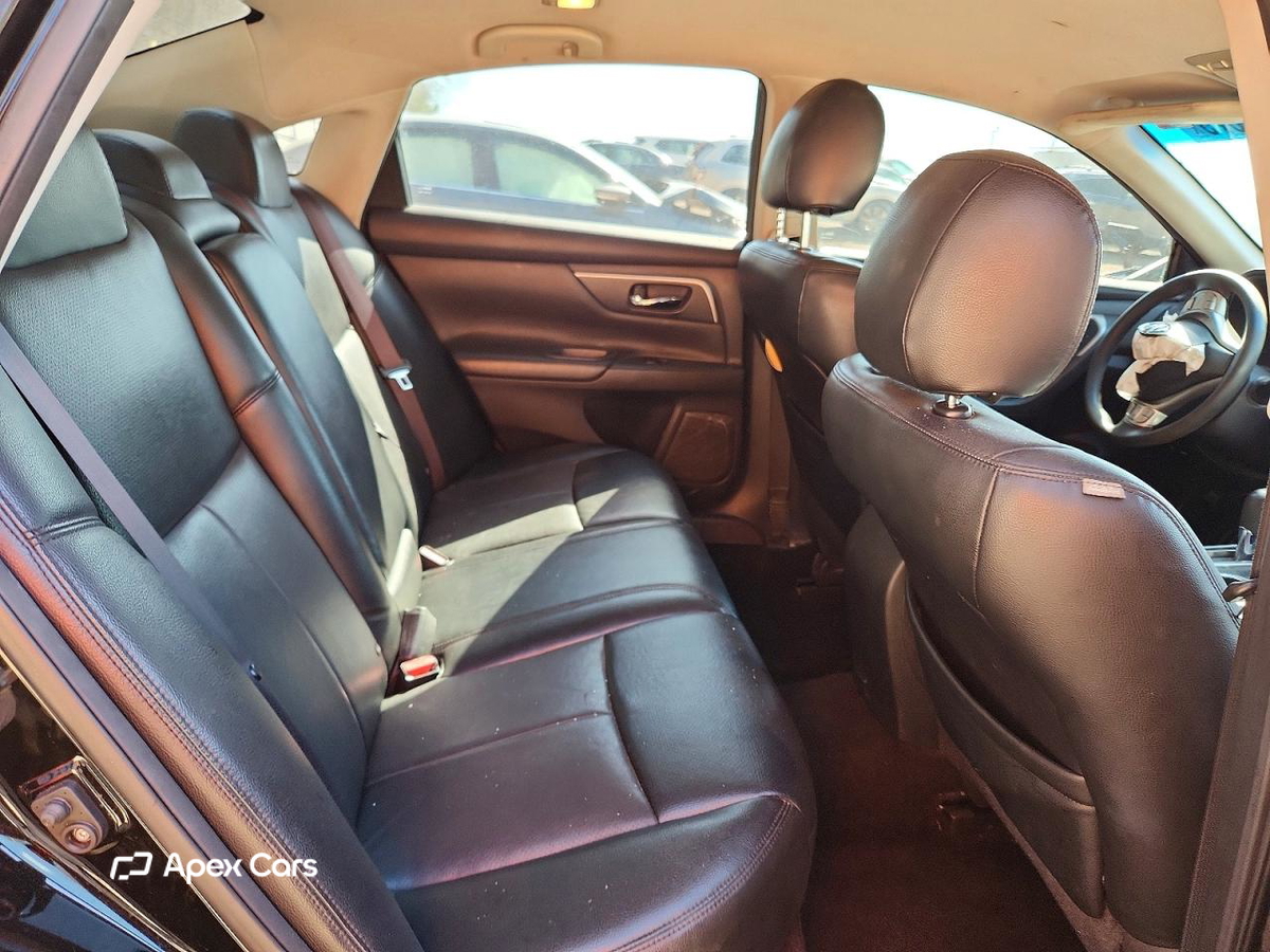 Nissan Altima 2015