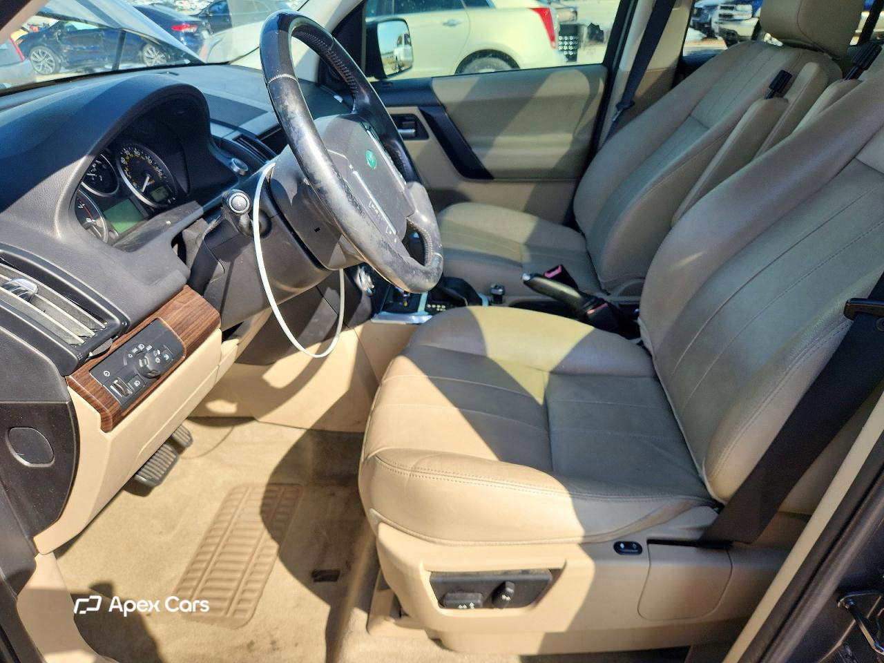 Land Rover LR2 2012